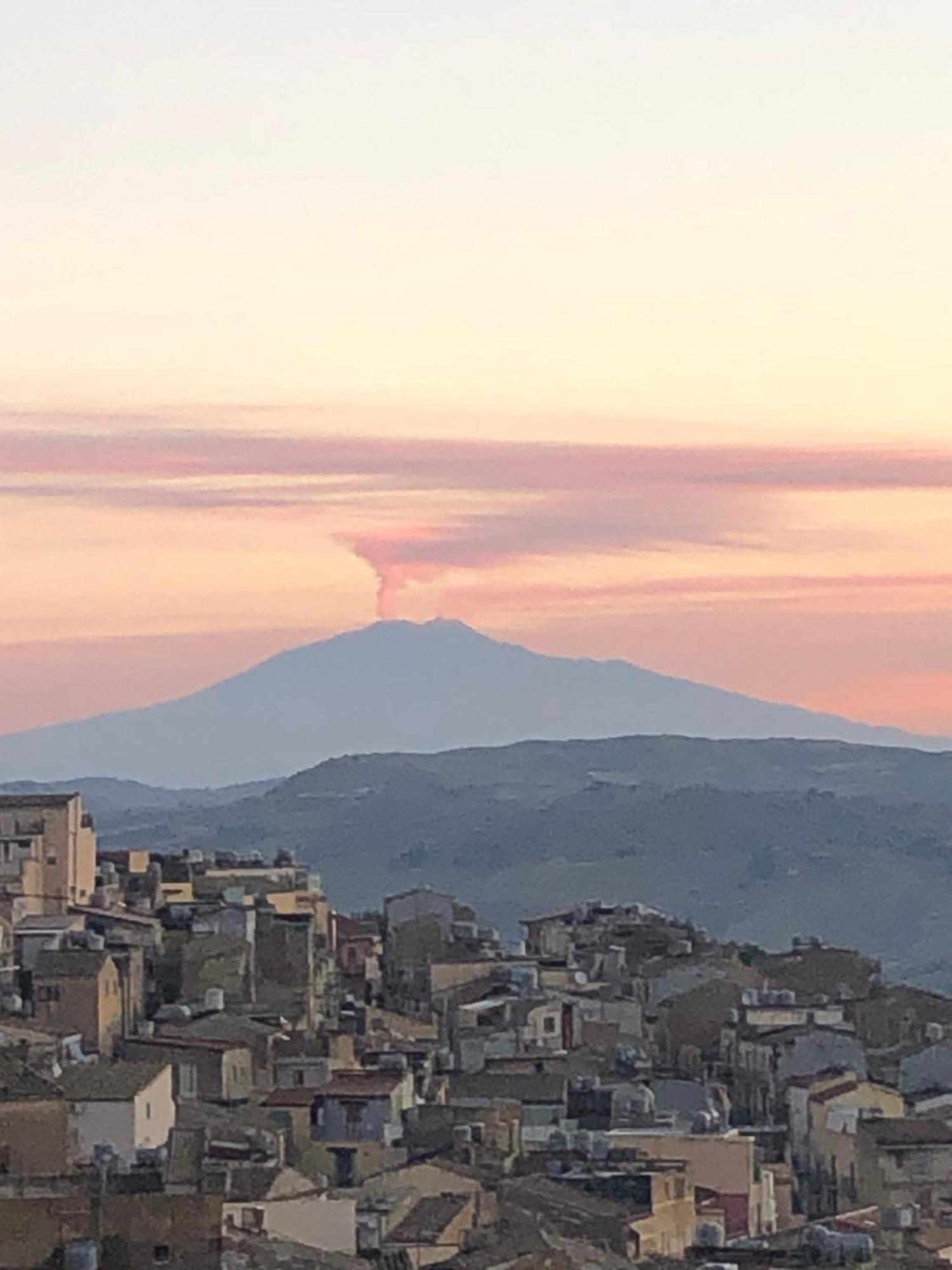 Il Piccolo Attico Bed and Breakfast Caltagirone Exteriör bild