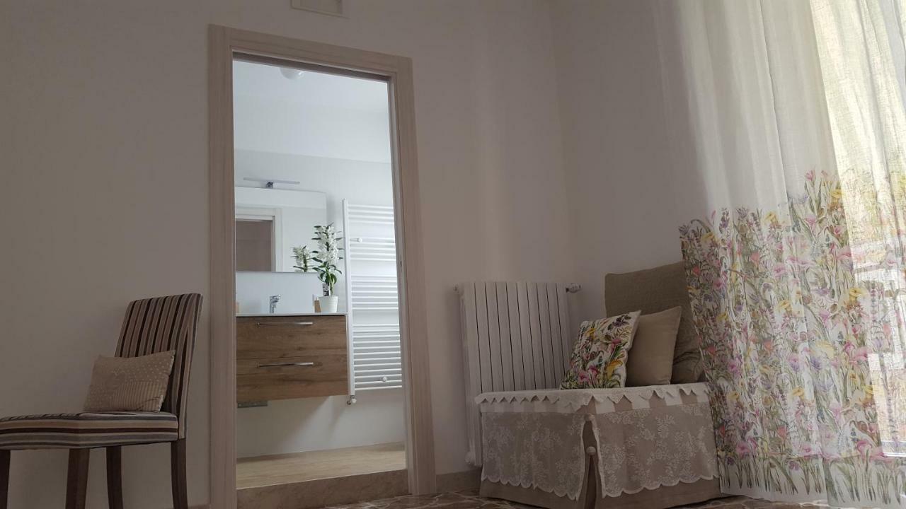 Il Piccolo Attico Bed and Breakfast Caltagirone Exteriör bild