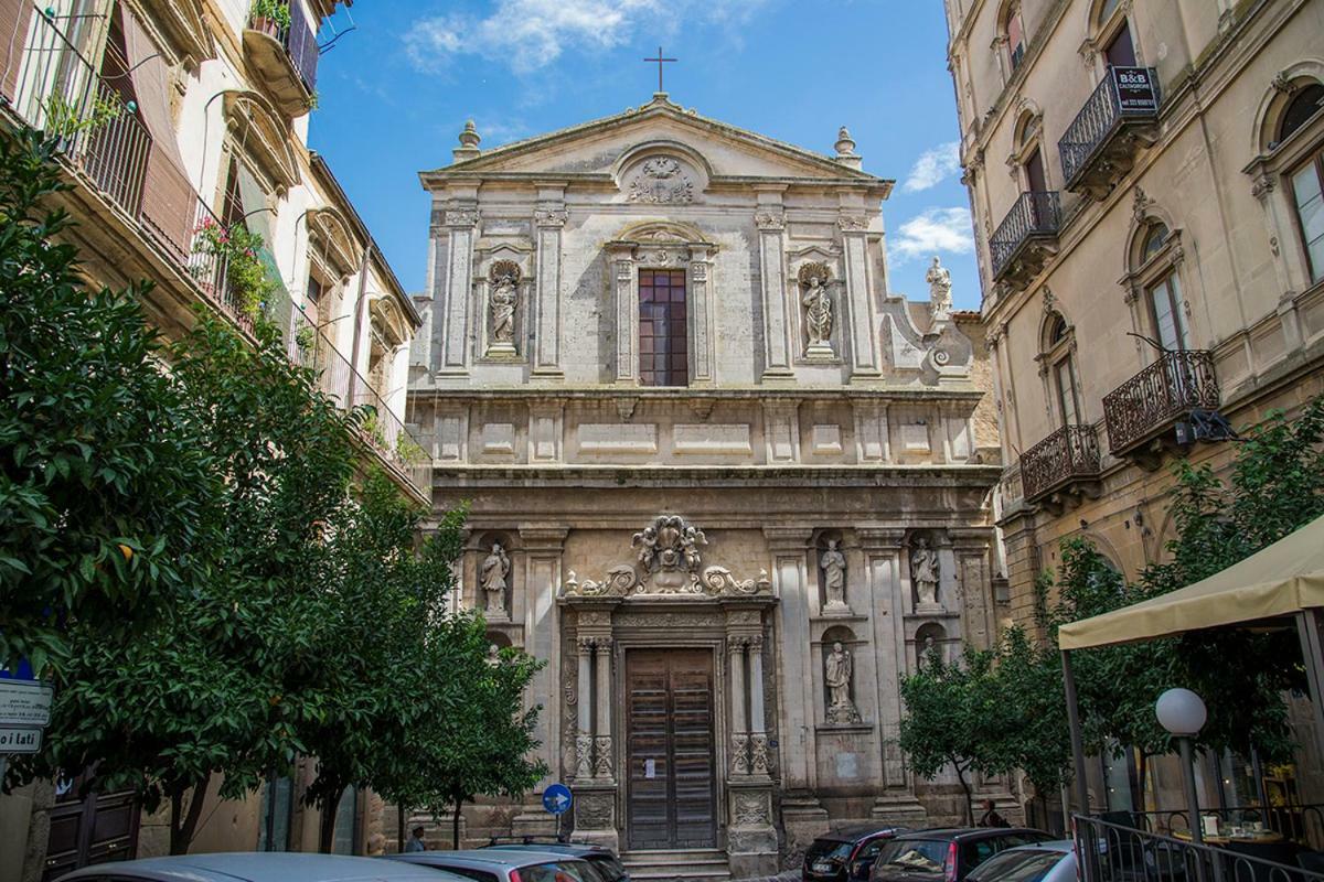 Il Piccolo Attico Bed and Breakfast Caltagirone Exteriör bild